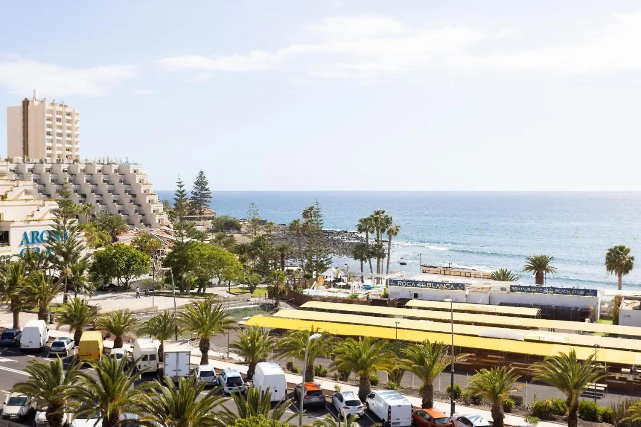 Black And White Apartment Free Wifi Los Cristianos